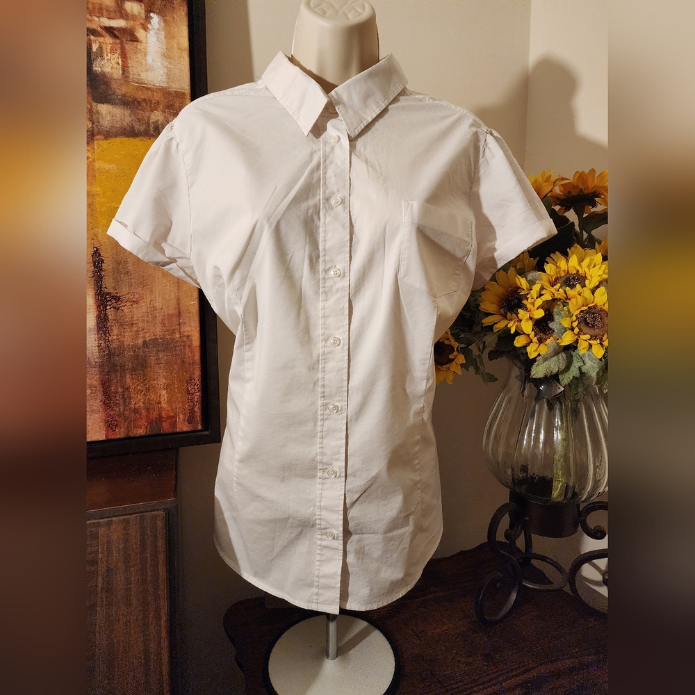 NewYork&Co Button Up